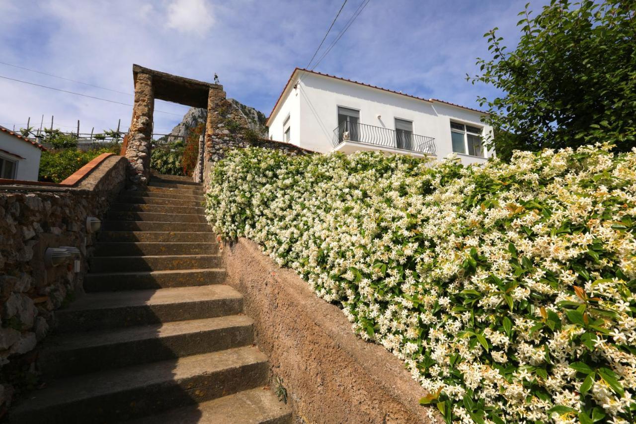 My Home Capri Seaview Exterior photo