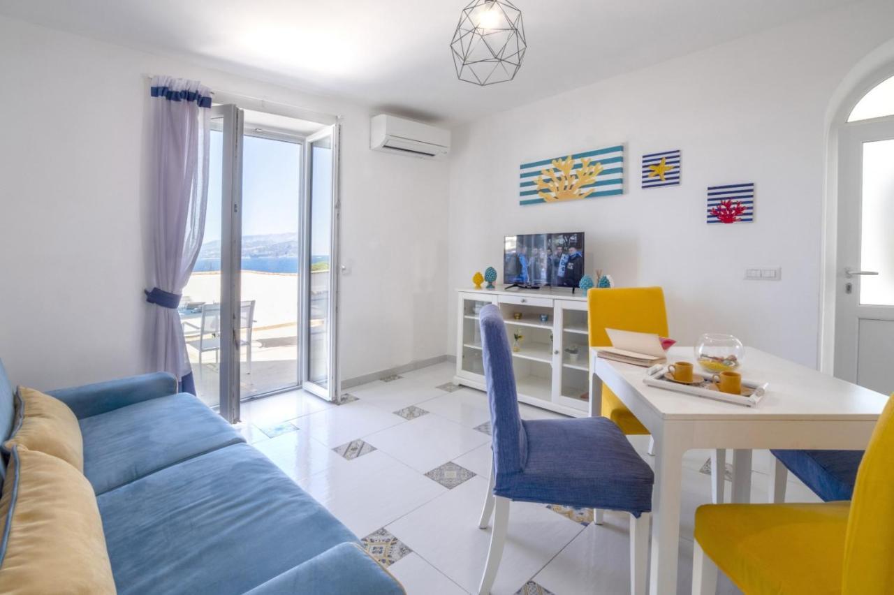 My Home Capri Seaview Exterior photo